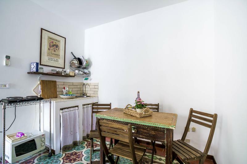 Hotel Vico De Amicis 30 à Monopoli Extérieur photo